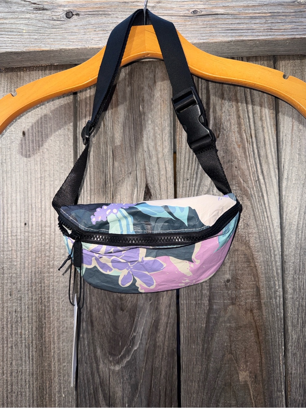 ALOHA Collection Mini Hip Pack - Picture 7 of 10